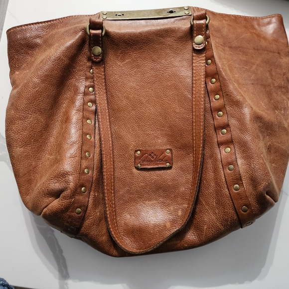 Patricia Nash tote - Picture 1 of 3